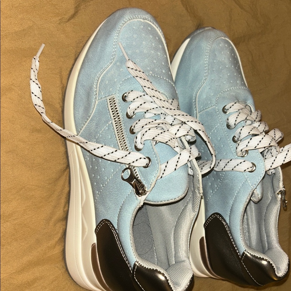 Light Blue Women's Sneakers with Zipper Detail